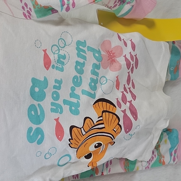 Disney Baby Finding Nemo 9-12 Months Pj Sirt and Pants - Picture 2 of 8
